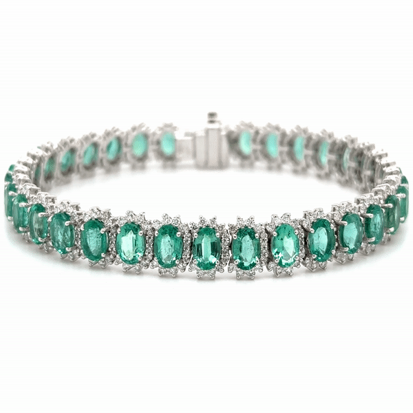 18K White Gold Emerald & Diamond Bracelet  17.20 TCW