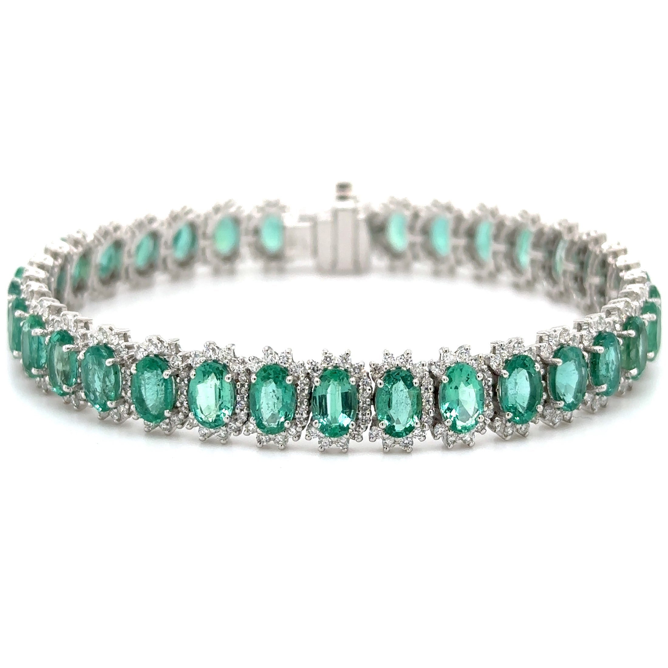 18K White Gold Emerald & Diamond Bracelet  17.20 TCW